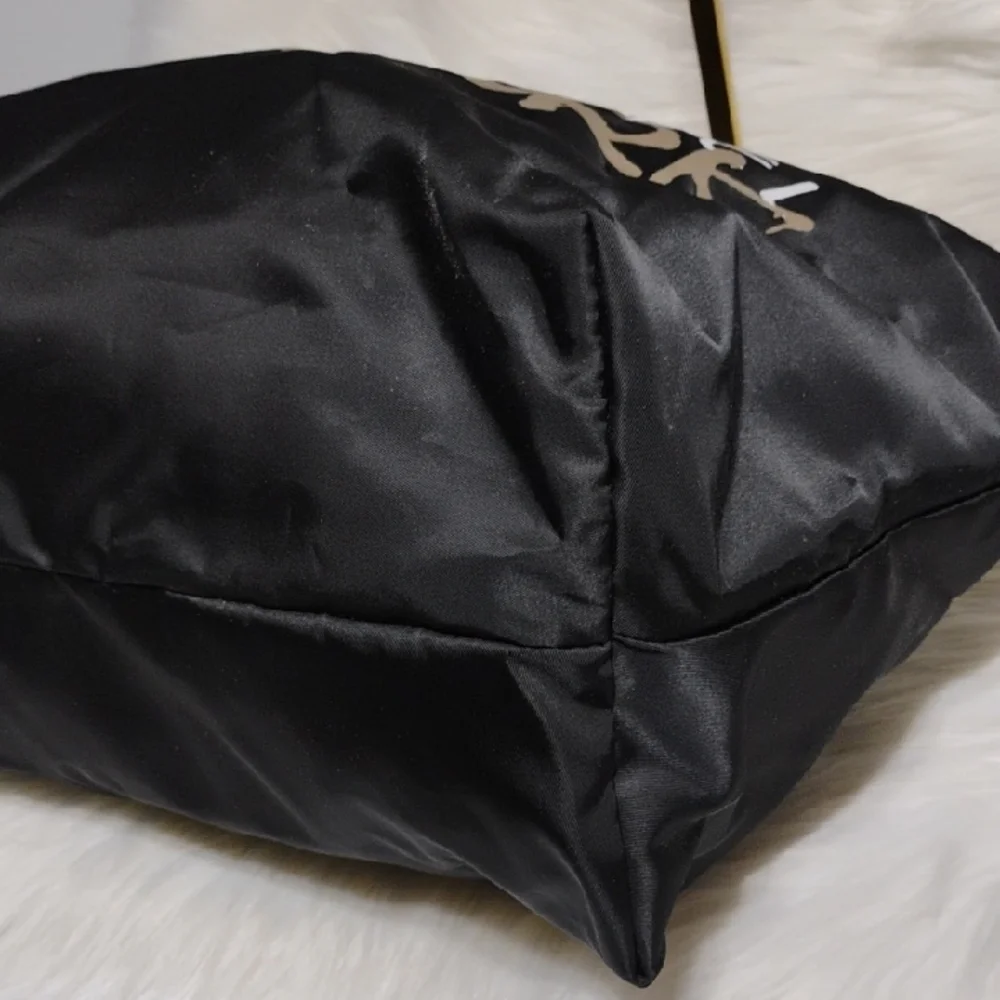 SALE! Henri Bendel Black & Gold Graffiti New York Nylon Like New Tote - Picture 8 of 13